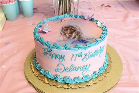 Taylor Swift Lover Birthday Cake | Taylor swift cake, Taylor swift ...