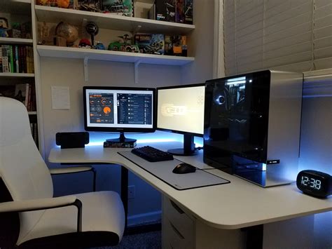 In Win 904 + Ikea Bekant : r/battlestations