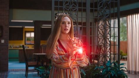 How 'WandaVision's Elizabeth Olsen Brought Her MCU Role To TV