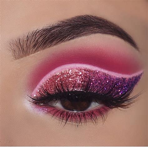 StyleGPS » Pink Glitter Eyeshadow | Eyeshadow makeup, Eye makeup ...