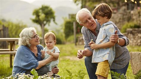 Top Tips on Grandparents Raising Grandchildren - Market Share Group