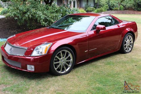 Cadillac : XLR V Convertible 2-Door