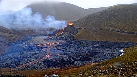 Live from Geldingadalir Volcano, Iceland (2021) | Natural History ...