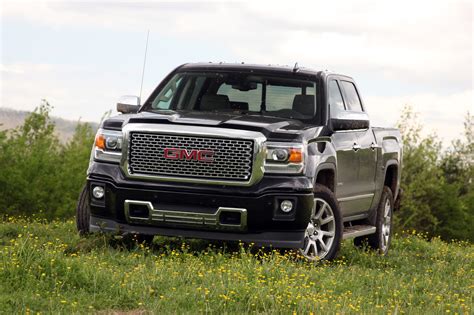 2015 GMC Sierra Denali 1500 Review • AutoTalk