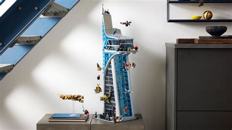 Lego and Marvel reveal $500 Avengers Tower set, coming soon - Polygon