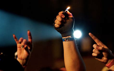 History of the Lighter at Concerts | Beat