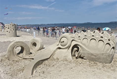 . Revere Beach, Sand Sculptures, Sand Art, Cloud Gate, Mount Rushmore ...