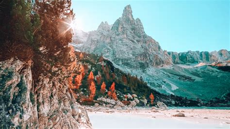 7 Most Beautiful Lakes in the Dolomites, Italy - Dymabroad