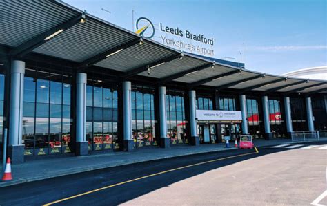 Cheap & FREE Parking at Leeds Bradford Airport - Free Parking Spots UK