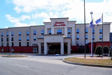 HAMPTON INN & SUITES NORFOLK-AIRPORT - Updated 2022 Prices & Hotel ...