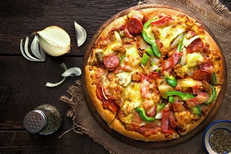 Spicy Pizza Toppings: Complete - Pizza Informer