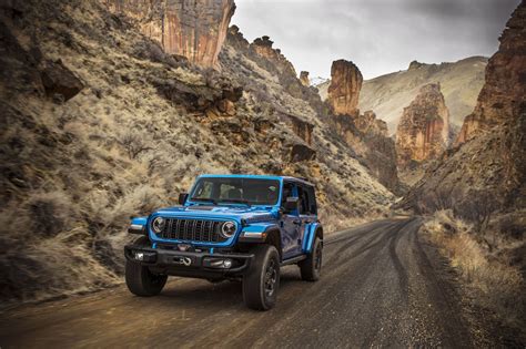 Jeep is adding an even cheaper plug-in hybrid to its 4xe lineup