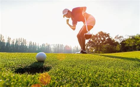 Can a pro golfer make a hole-in-one in 500 shots? - GolfPsych