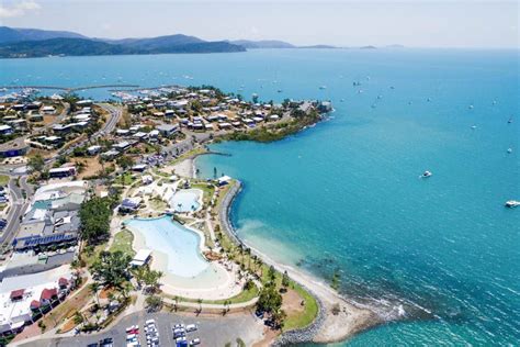 The Top 8 Free Things To Do In Airlie Beach - Sailing Whitsundays