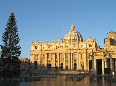 6 Surprising Facts About St. Peter's Basilica