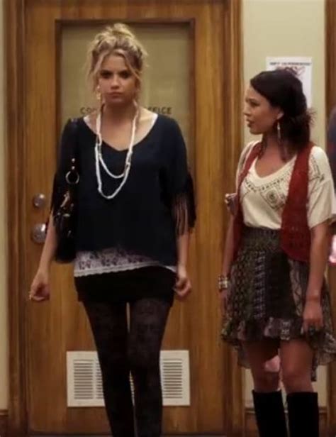 17 Best images about Hanna Marin Outfits on Pinterest | Urban ...