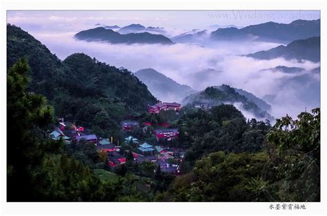 Wudang Mountain Pictures & Panorama-(1 of 1)-05-20141001