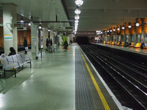 Gloucester Road tube station | Wiki | Everipedia