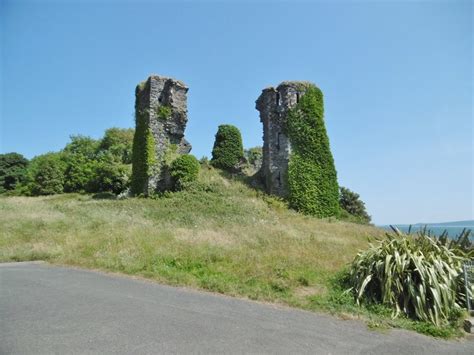 Greencastle, castle © Mike Faherty cc-by-sa/2.0 :: Geograph Ireland