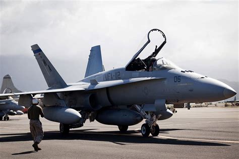 F/A-18C/D Hornet | Military.com