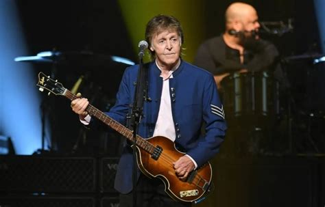 10 Best Paul Mccartney And Wings Songs of All Time - Singersroom.com