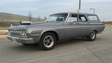 Hemi Muscle Wagon: 1964 Plymouth Belvedere | Barn Finds