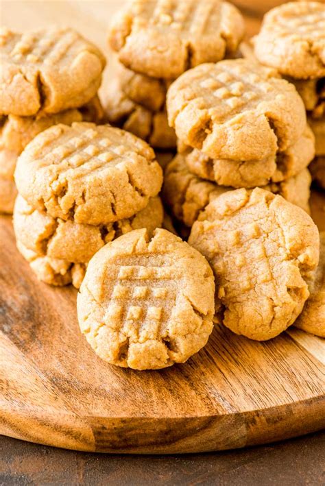 4 Ingredient Peanut Butter Cookies