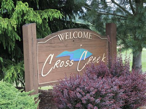 Cross Creek Golf Course - Oregon Courses