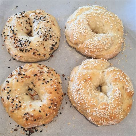 Easy 2 Ingredient Bagel Recipe! - Everyday Wellness