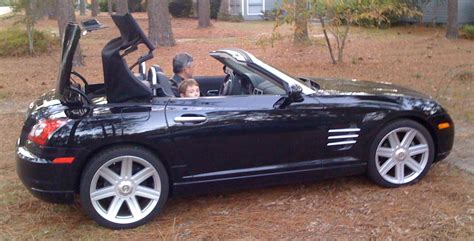 File:Chrysler Crossfire convertible black-autotop.jpg