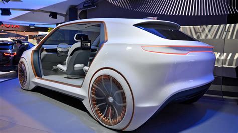 Chrysler Airflow Vision concept previewed ahead of CES debut