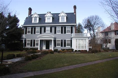 Colonial Revival Architecture & Houses Facts and History | Guide to ...