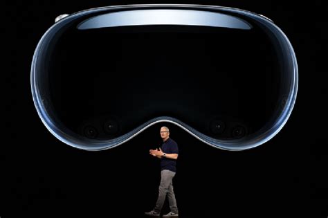 Apple unveils Vision Pro, its $3,500 headset – Filipino News