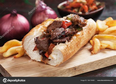 Philly steak sandwich Stock Photo by ©igordutina 164116492