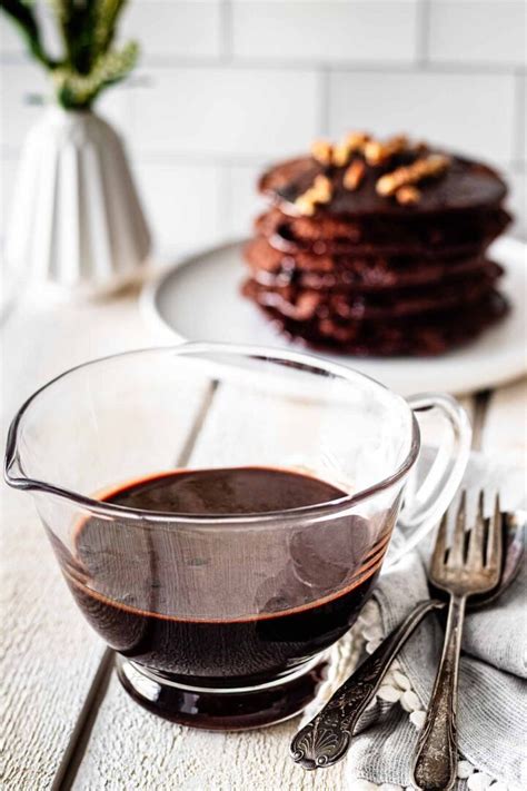 Chocolate Pancake Syrup (Fast & Easy) - Heavenly Home Cooking