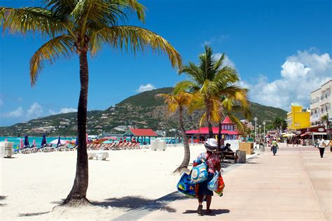 Philipsburg - St. Maarten. | Boardwalk along a beach in Phil… | Flickr