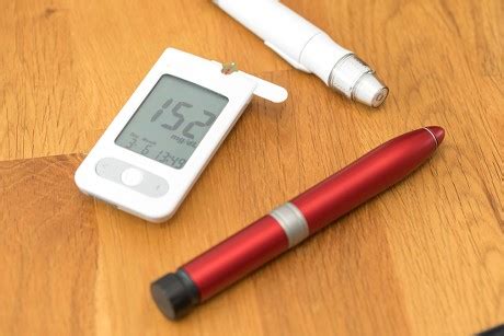 64 Glucose meter Stock Pictures, Editorial Images and Stock Photos ...