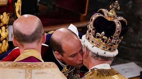 Prince William's heartwarming moment with King Charles III during the ...