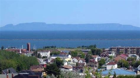 Thunder Bay sets warm weather record | CBC News