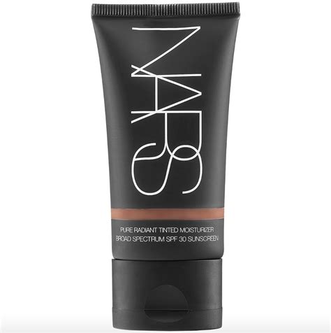 The 22 Best Foundations for Mature Skin | Who What Wear