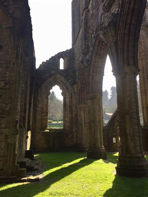 The Spectacular and Lonely Ruins of Tintern Abbey on the River Wye ...