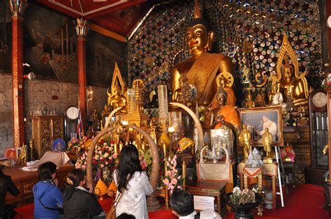 7 Surprising Things I Learned About Buddhism While in Thailand | HuffPost