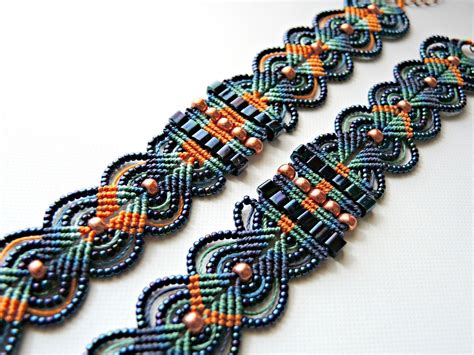 Micro macrame, Beautiful beaded jewelry, Bracelet patterns