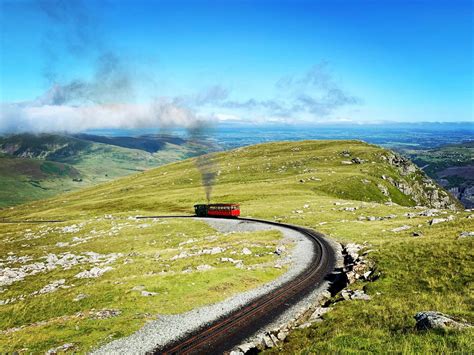 Snowdon Mountain Railway | VisitWales