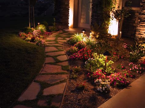 5 Pathway Lighting Tips + Ideas (Walkway Lights Guide) | Install-It-Direct