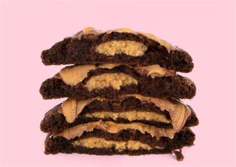 Crumbl Cookies to open Friday in Shops at River Walk | KGET 17