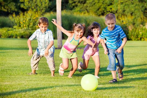 5 Major Benefits of Outdoor Play on Your Child’s Health - Jax Play