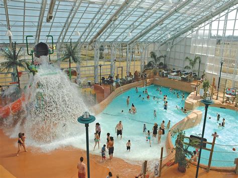 Americana Waterpark Resort & Spa | Niagara Falls Hotels and Resorts