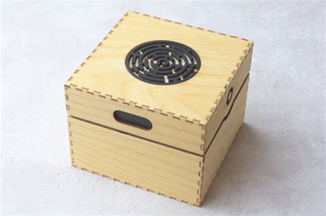 The Apprentice Maze Puzzle Box - Maker Design Lab