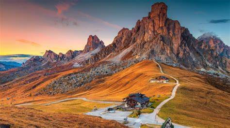 Hiking in the Dolomites: Everything You Need to Know | Bookmundi